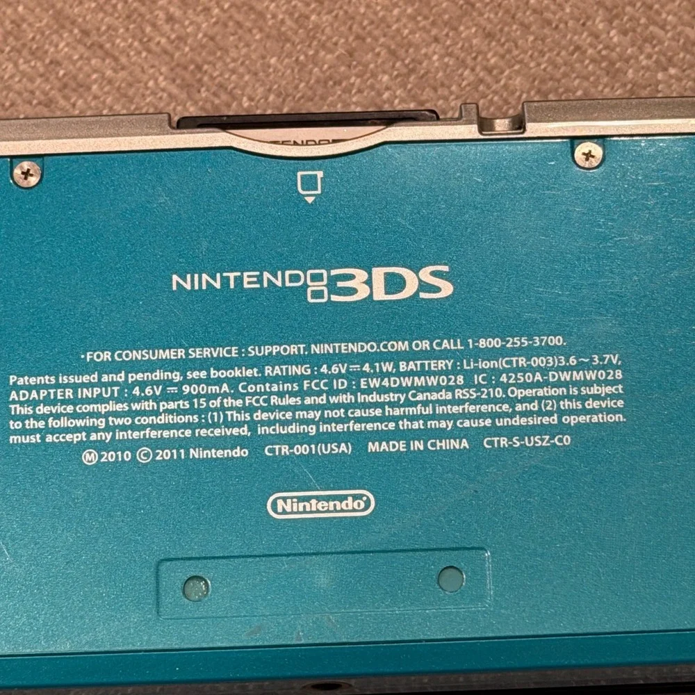 Nintendo 3ds aqua